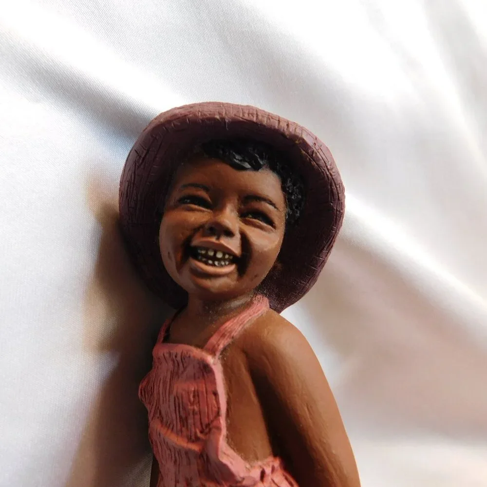 Martha Holcombe All God's Children Cheri #40 Figurine Vintage 1993 Signed